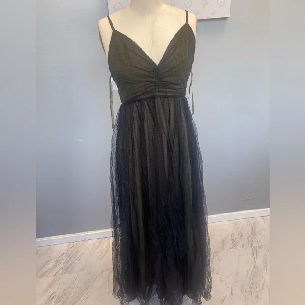 ame and Partners dress- black mesh with green under - Picture 2 of 5